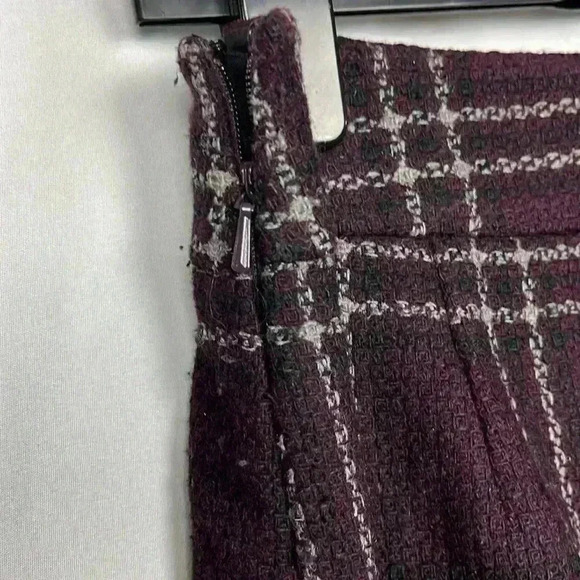 Loft Womens Mini Skirt Burgundy Gray 2P Faux Buttons Side Zip Lined Wool Pencil - Picture 6 of 10